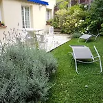 Et Les Hauts De Sophia *