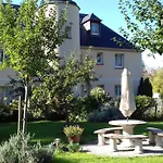 Et Les Hauts De Sophia