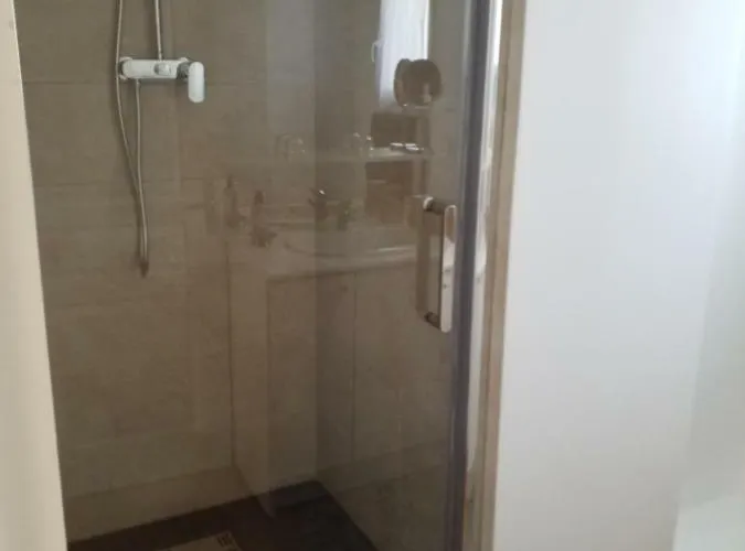 Et Les Hauts De Sophia *