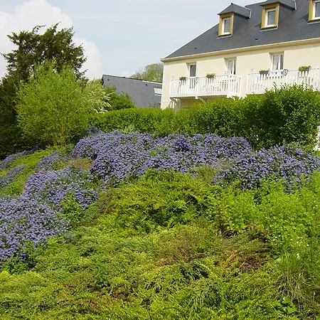 Et Les Hauts De Sophia * טרוביל-סור-מאר