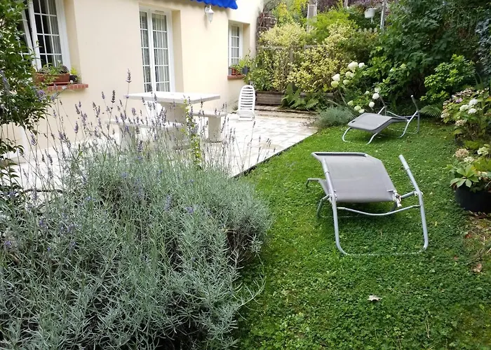 Et Les Hauts De Sophia *